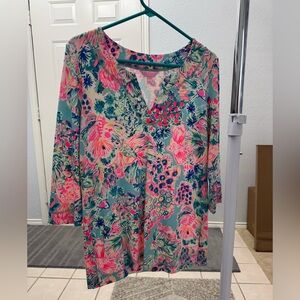 Lilly Pulitzer long sleeve V neck